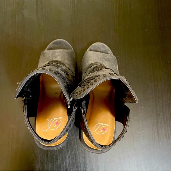 Stylish Black Boho Southwestern Peep Toe Ankle Boots Bootie Heels - Picture 5 of 9